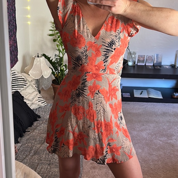 SOLD For love & Lemons π π Floral Mini Dress XS - Picture 2 of 11